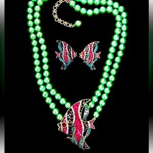 Heidi Daus “ Something’s FISHY” Green Beaded 🐠 Fish Set